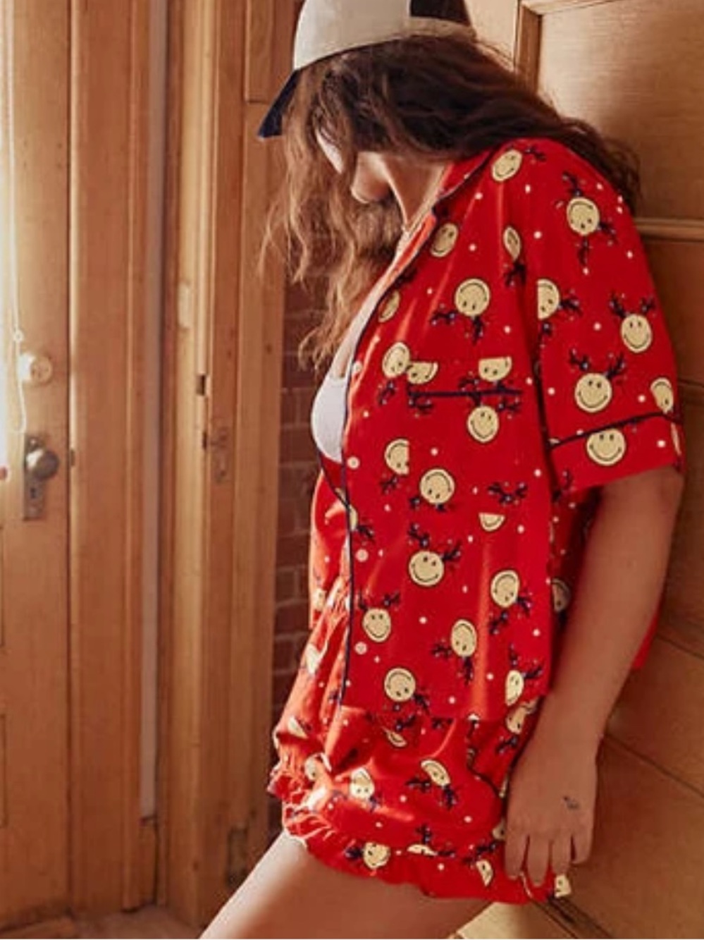 Aerie Red Smile Face Reindeer Button-Front Pajama Top and Shorts Set Sz XL - Picture 2 of 14